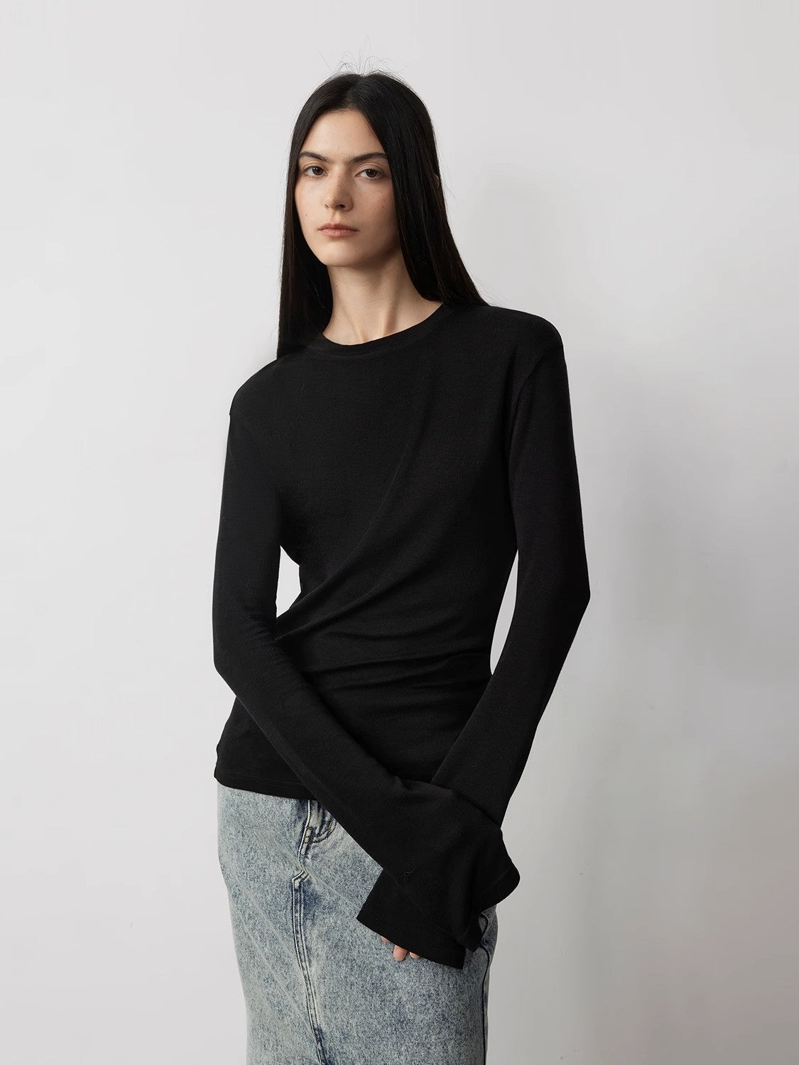 Lyocell wool stretch comfortable breathable fit minimalist solid color