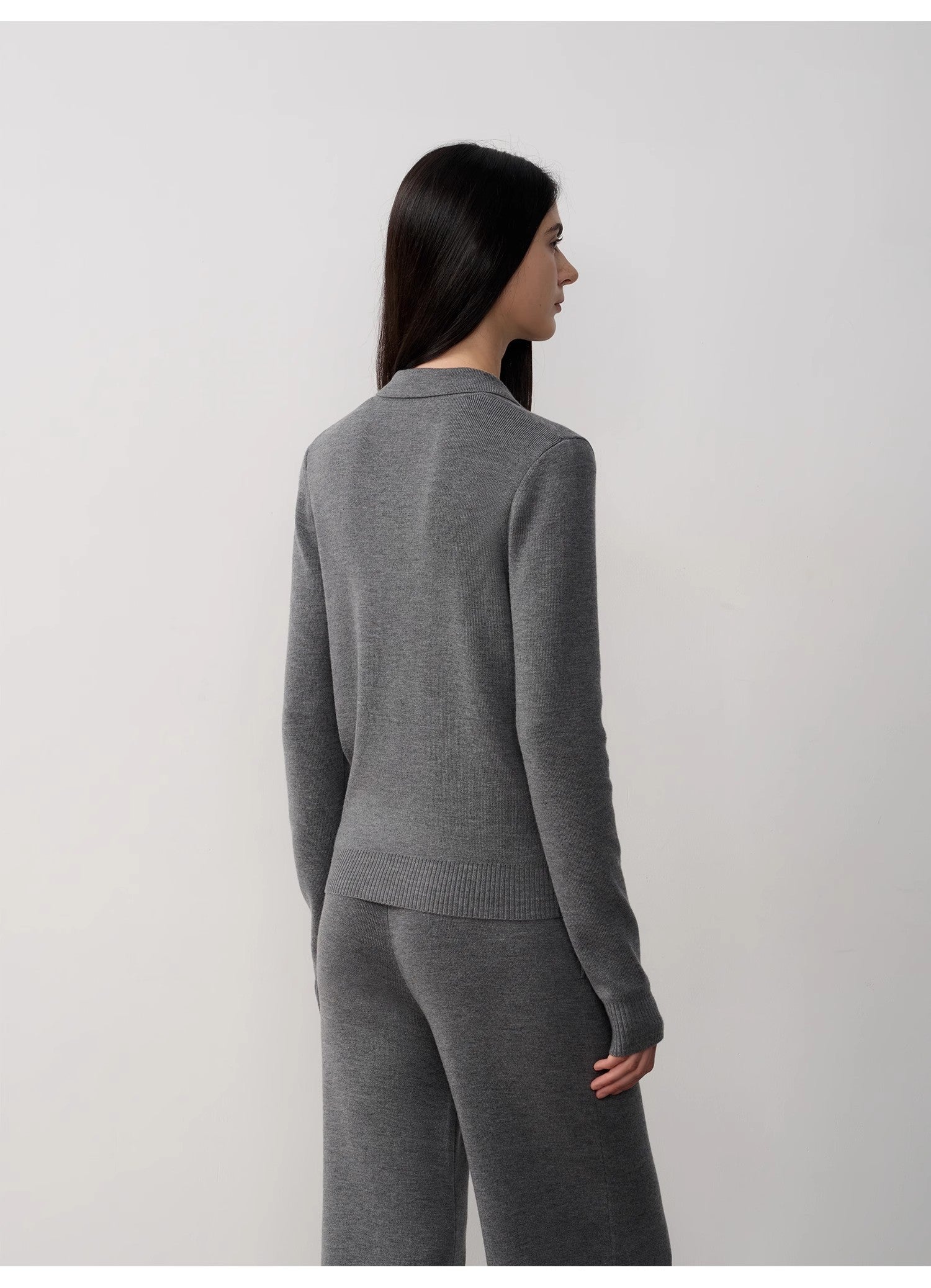 "Lazy urban" Yangtze Merino wool polo-neck cardigan straight-leg
