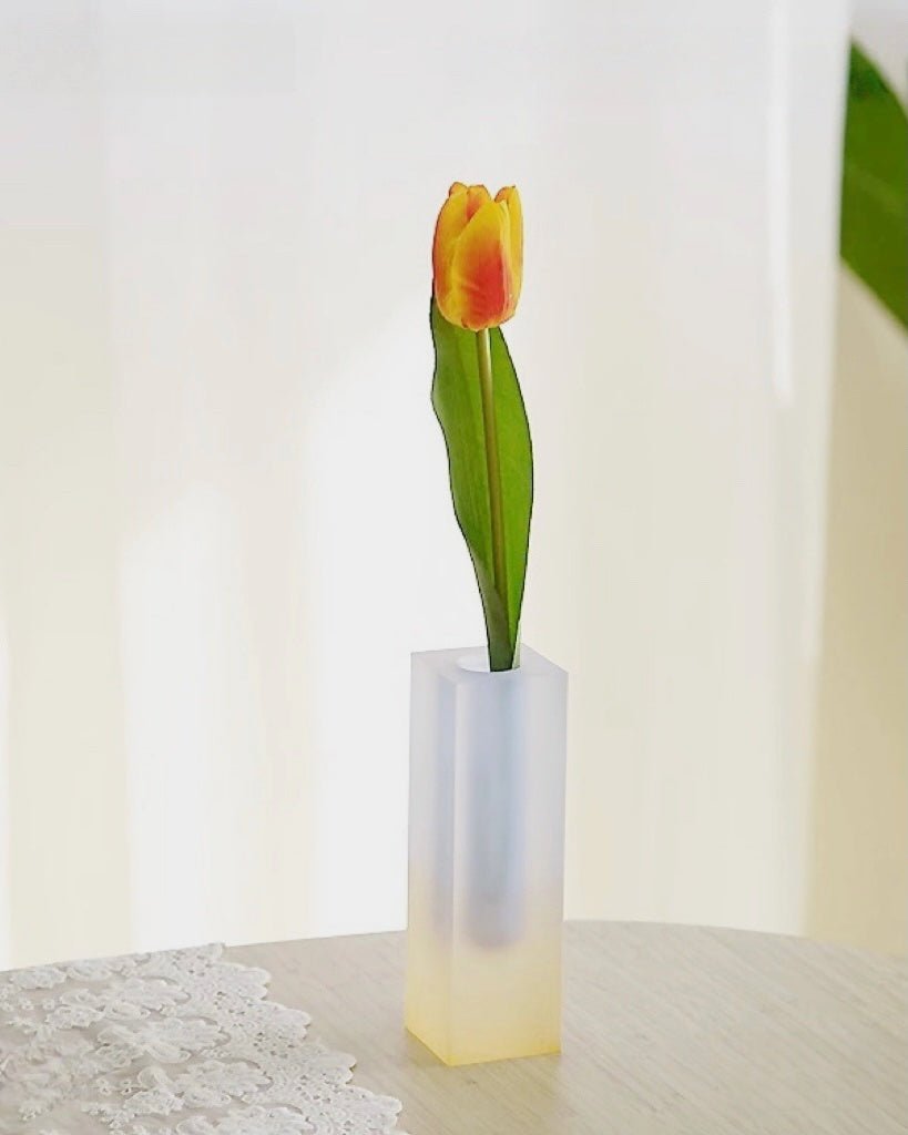 Iridescence Vase - Modern Whimsical Eclectic Decorative Table Setting