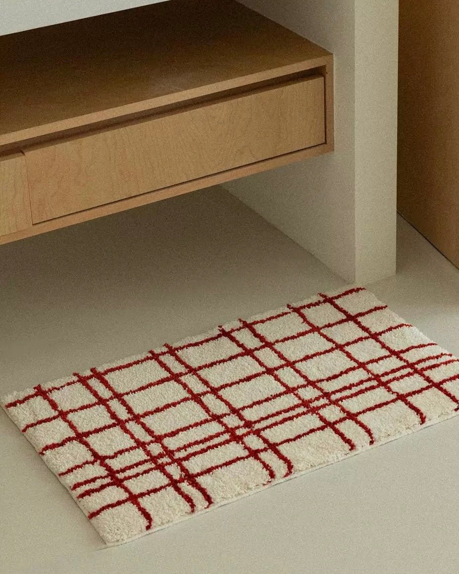 Ultra Soft Minimalist Nordic Stripe Bath Rug, Absorbent, Anti-slippery